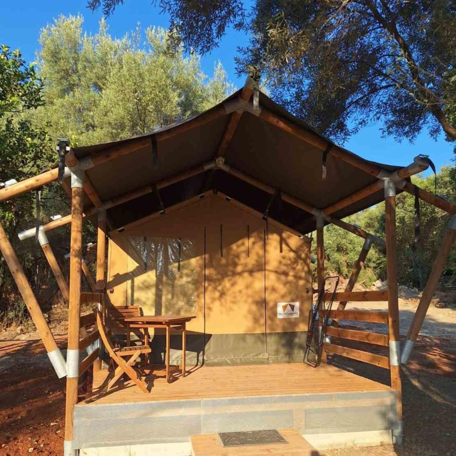 Nirikos Camping Spasmeni Vrisi Værelse billede